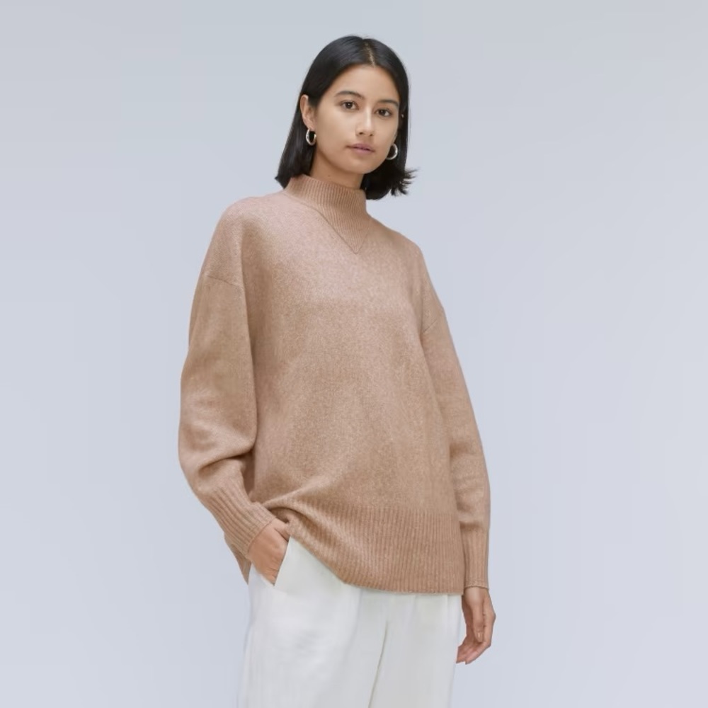 Everlane Cozy-Stretch Pullover in Taupe Grey